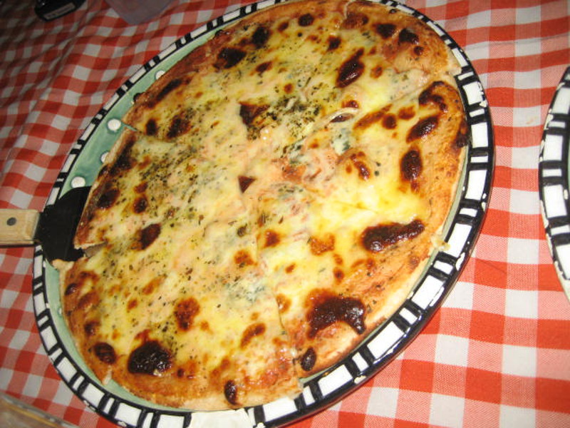 Tres Formaggi Tres Formaggi
