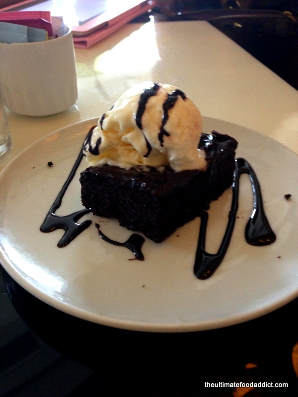 ultimate brownie ala mode